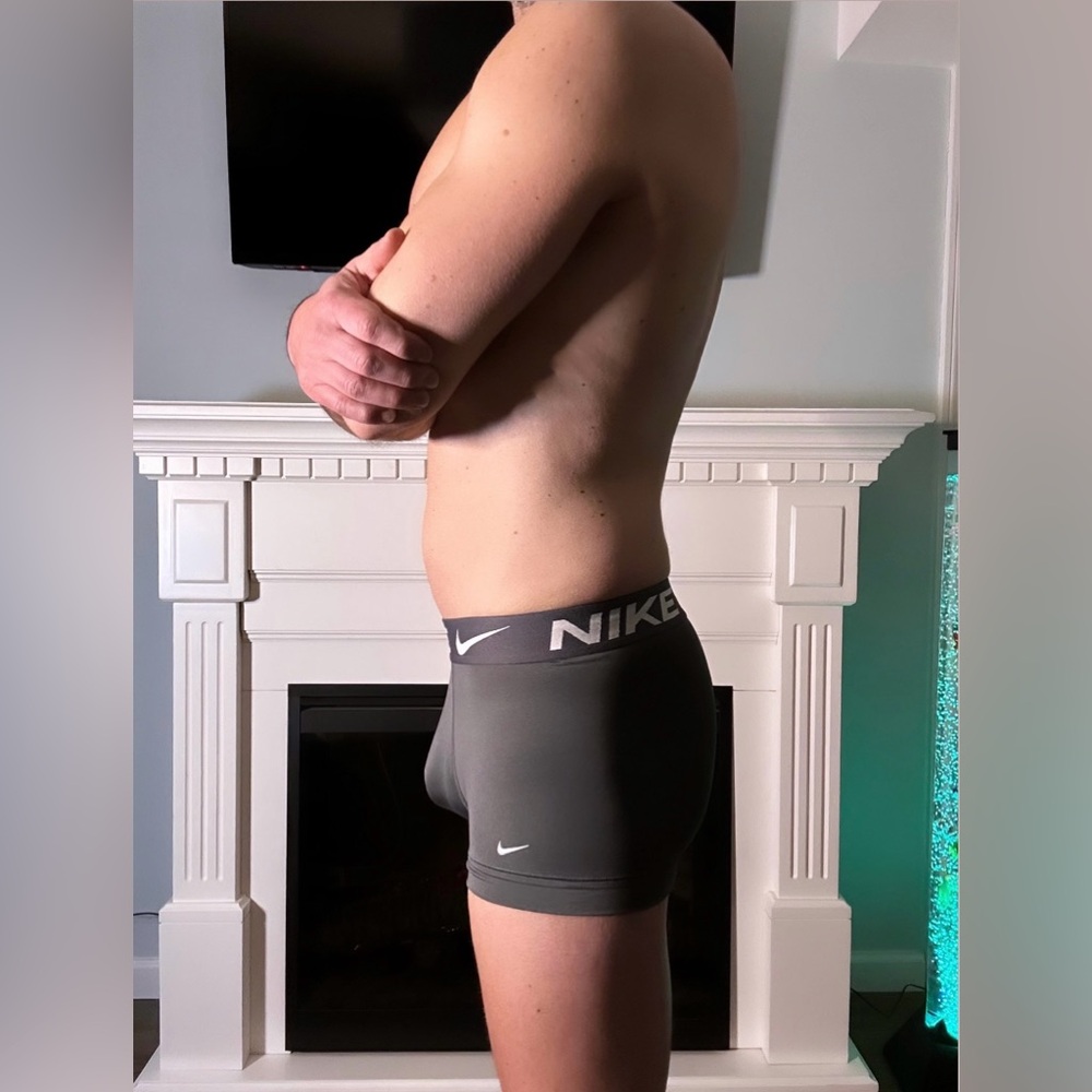 Nike | Dri-FIT Essential Micro Boxer Trunks in Grey (Small) - Picture 3 of 11